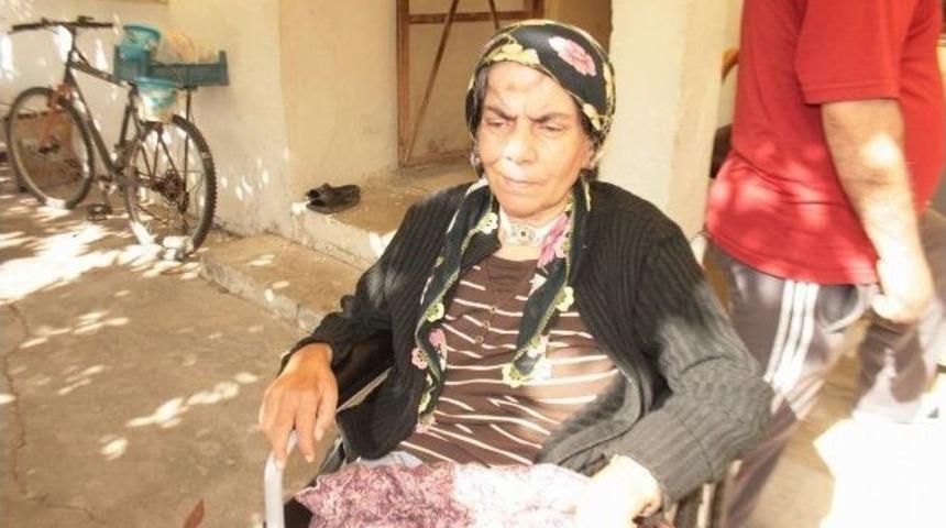 Kanser Hastası Eşi İ&ccedil;in Yardım Eli Bekliyor