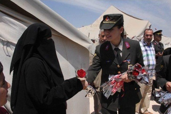 Bayan Astsubaylar, Suriyeli Anneleri Ziyaret Etti G3