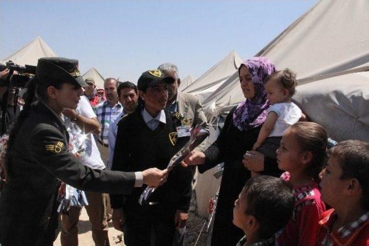 Bayan Astsubaylar, Suriyeli Anneleri Ziyaret Etti G4