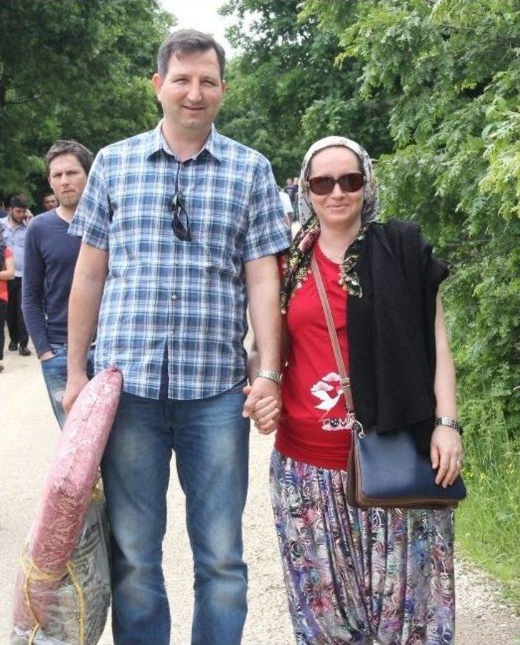 Eş Arayan Gençler Bu Sokakta Buluştu G2