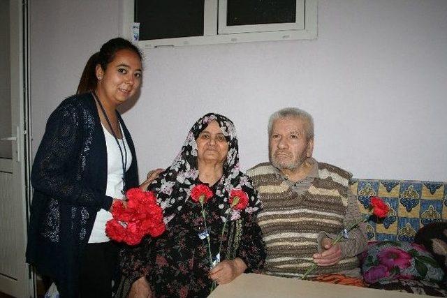 Aydın Büyükşehir Belediyesi Anneleri Unutmadı 3