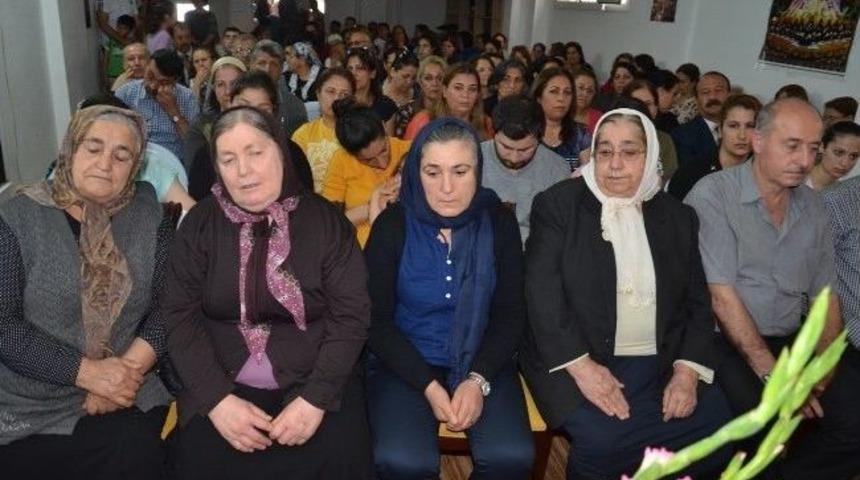 3 Gencin Annesi &ldquo;yılın Annesi&rdquo; Se&ccedil;ildi