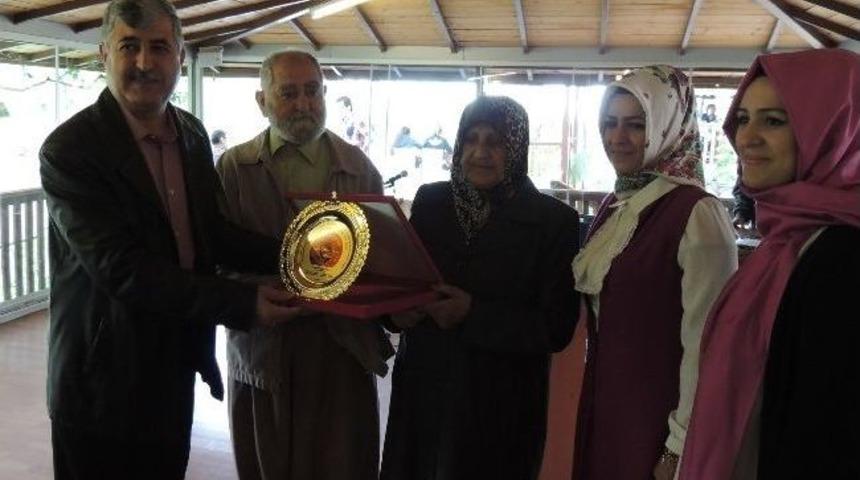 Anneler G&uuml;n&uuml;, Yeşilyurt'ta D&uuml;zenlenen Etkinlikle Kutlandı