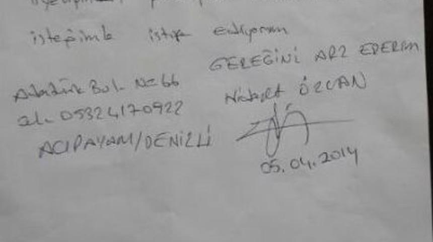 Ak Parti Acıpayam İl&ccedil;e Y&ouml;netim Kurulu &Uuml;yeleri İstifa Etti