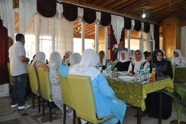 Esnaftan Annelere &Ouml;zel Davet 2