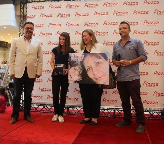 Anne Ve Kızların Benzerliği Ödül Getirdi 1