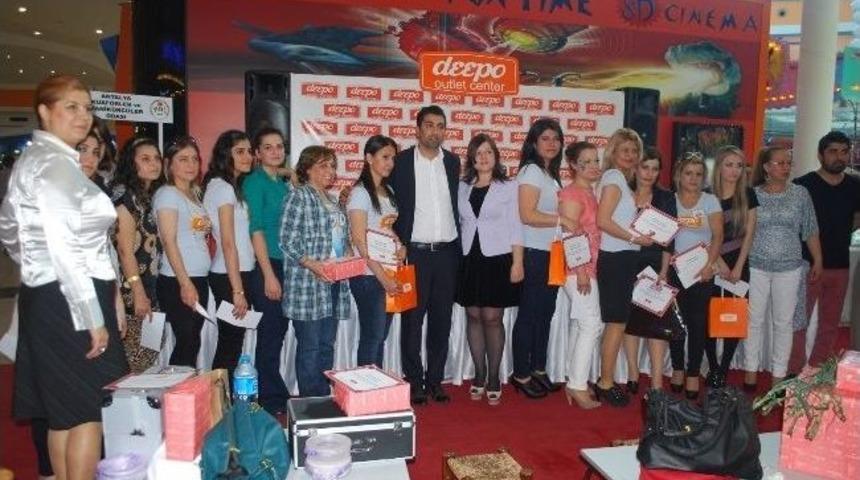 Deepo&rsquo;da Anneler G&uuml;n&uuml;ne &Ouml;zel Yarışma