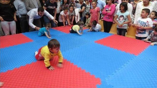 Bebekler Yarıştı, Anneler Heyecanlandı