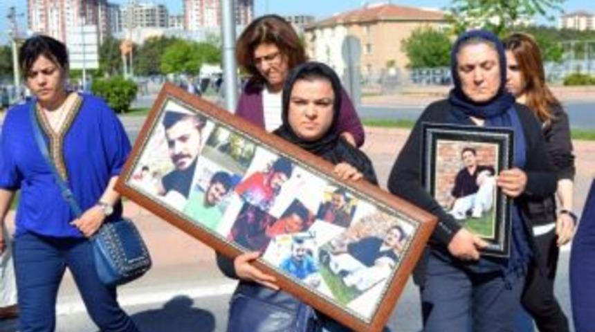 Ali İsmail Korkmaz&rsquo;ın Annesi: &ldquo;oğlumun Katilleri İle Y&uuml;zleşmeye Geldim&rdquo;