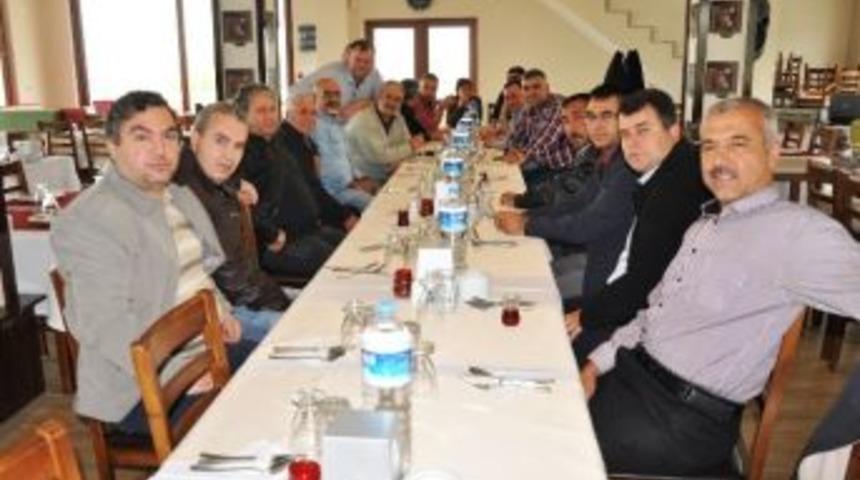 Kırkağa&ccedil; Metem'de 1988 Yılı Elektrik Mezunları Hasret Giderdi