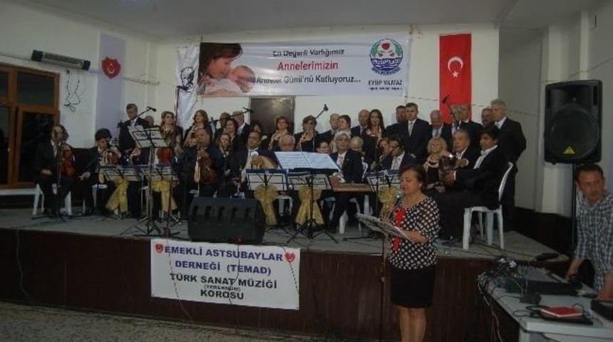 Anneler G&uuml;n&uuml;ne &Ouml;zel T&uuml;rk Sanat M&uuml;ziği Konseri