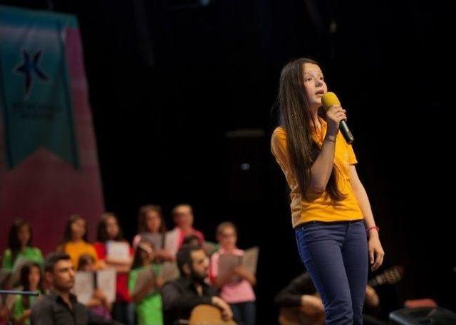 K&uuml;&ccedil;&uuml;k&ccedil;ekmece&rsquo;de Anneler G&uuml;n&uuml;ne &Ouml;zel Etkinlik 1