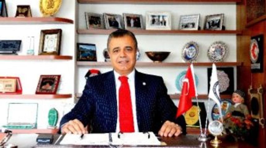 Uluslararası Üniversiteler Konseyi Başkanı Orhan Hikmet Azizoğlu: