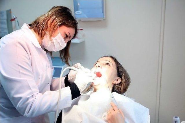 Bayraklı Belediyesi nden Diş Sağlığına Büyük Yatırım 1
