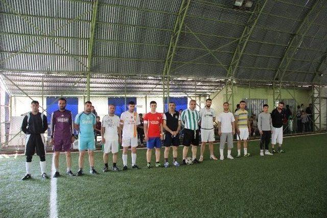 Halitpaşa Mahallesi&rsquo;nde Halı Saha Turnuvası 1