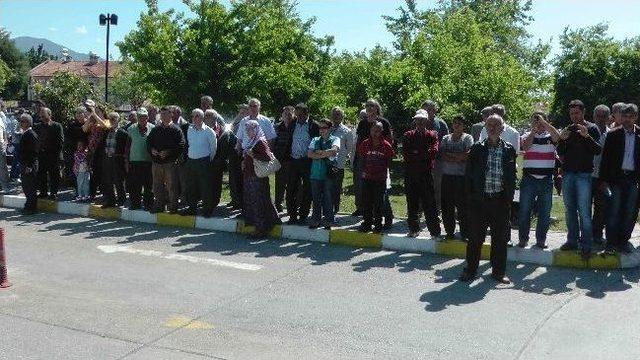 Fethiye'de Otomobil Takla Attı: 1 Ölü, 1 Yaralı