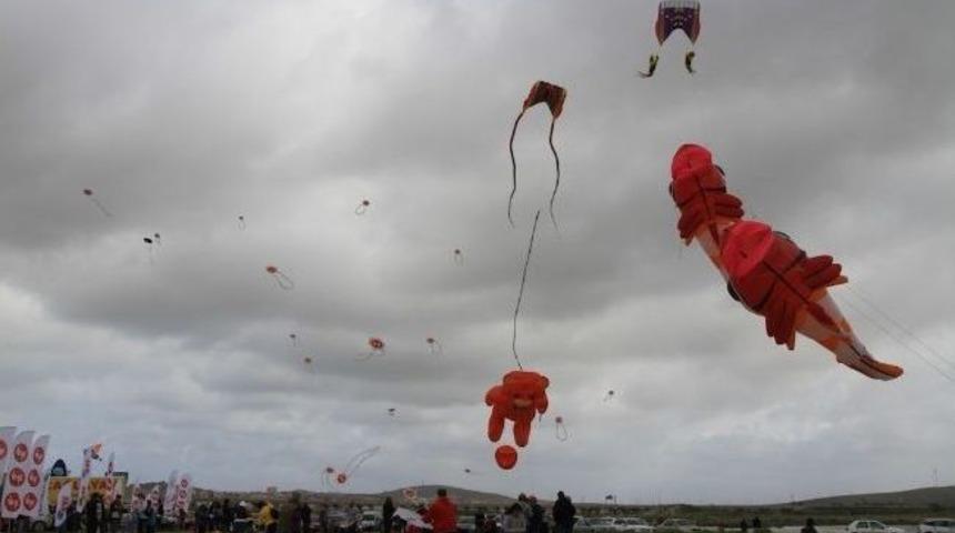 Ala&ccedil;atı Semaları 3. Kez Rengarenk Olacak