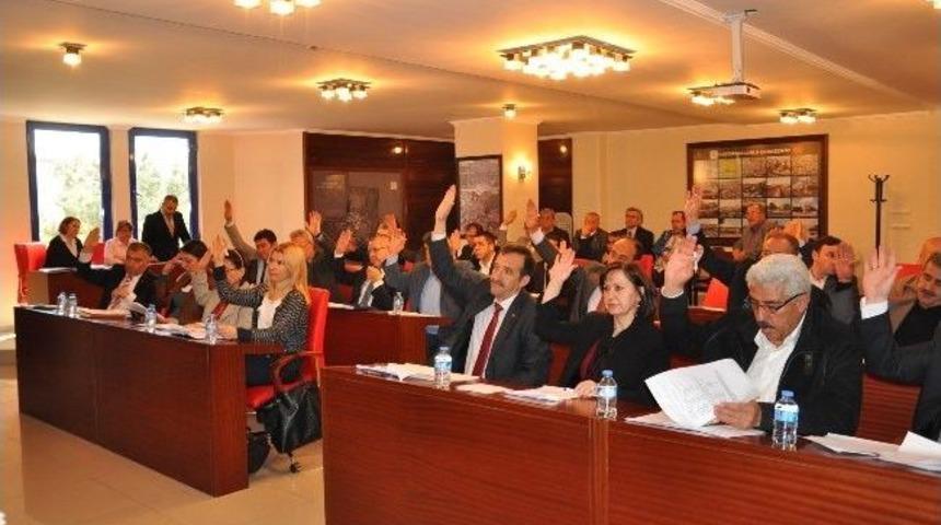 Belediye Harcamaları Tahminlerin Altında Kaldı