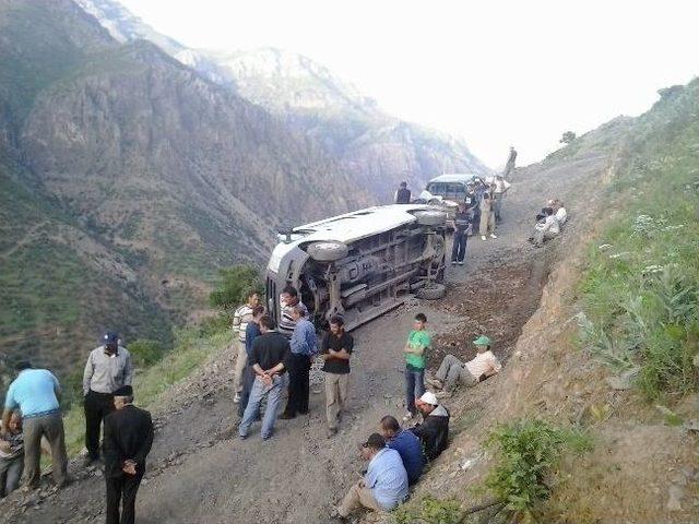 Yayla Yolunda Kaza: 10 Yaralı