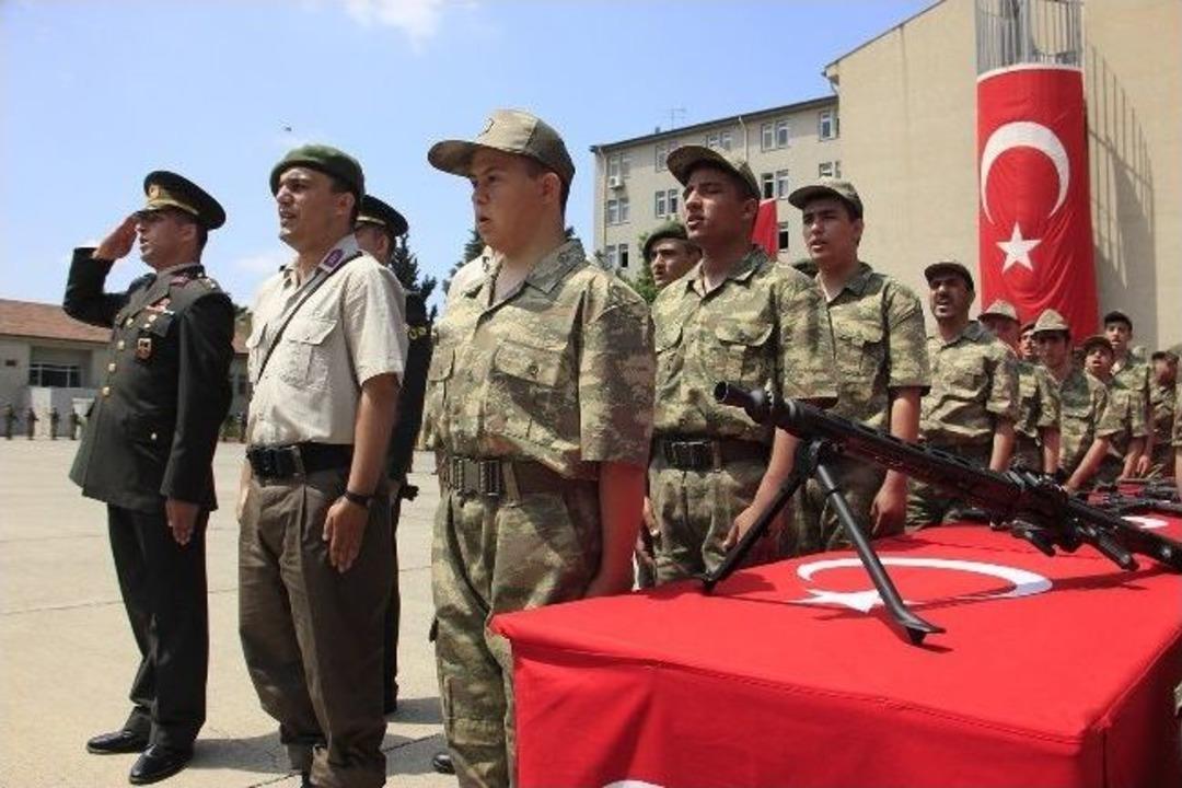 Engelliler Sembolik Olarak Askerlik Yaptı