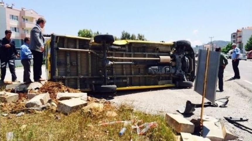 Ortaca&rsquo;da Trafik Kazası: 2 Yaralı