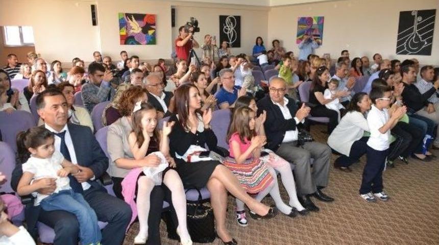 Mini Mini Birler, Okuma Bayramı'nda H&uuml;nerlerini Sergiledi