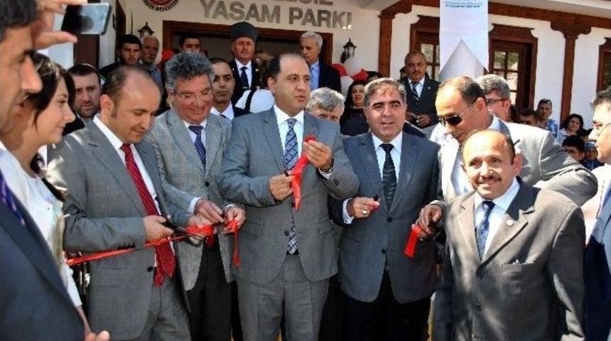 Amasya Belediyesi Engelli Derneklerini Tek &Ccedil;atıda Buluşturdu