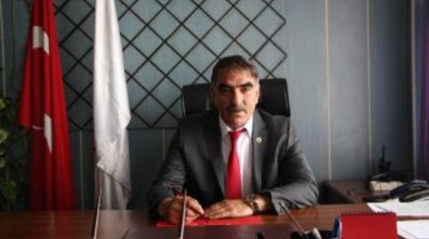 Karlıova Belediyesi&rsquo;nden Yedisu Belediyesi&rsquo;ne Ara&ccedil; Yardımı