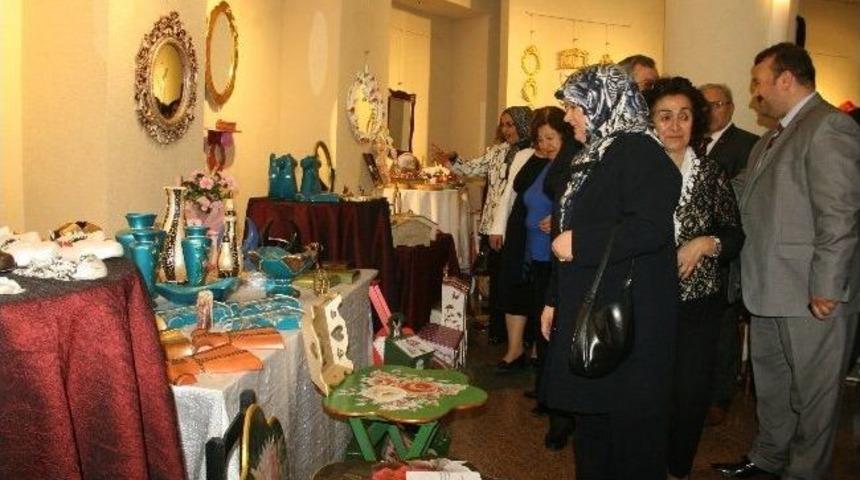 Kursiyerlerin Sergisine Yoğun İlgi