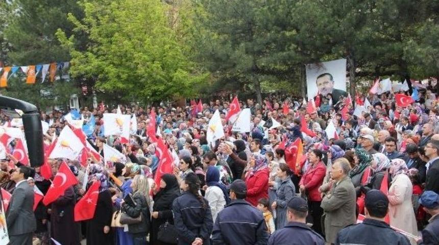 Ankara B&uuml;y&uuml;kşehir Belediye Başkanı Melih G&ouml;k&ccedil;ek: