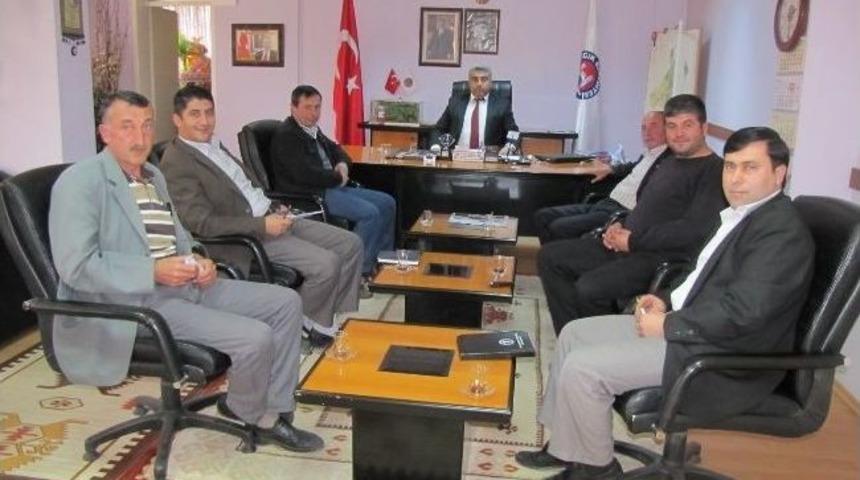 Başkan &Ccedil;alışkan Mahalle Mutarlarıyla Bir Araya Geldi