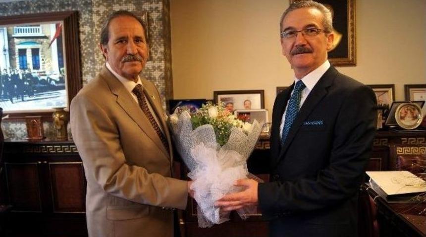 Sgk İl M&uuml;d&uuml;r&uuml; Kayış&rsquo;tan, Sesob Başkanı K&ouml;ksal&rsquo;a Ziyaret