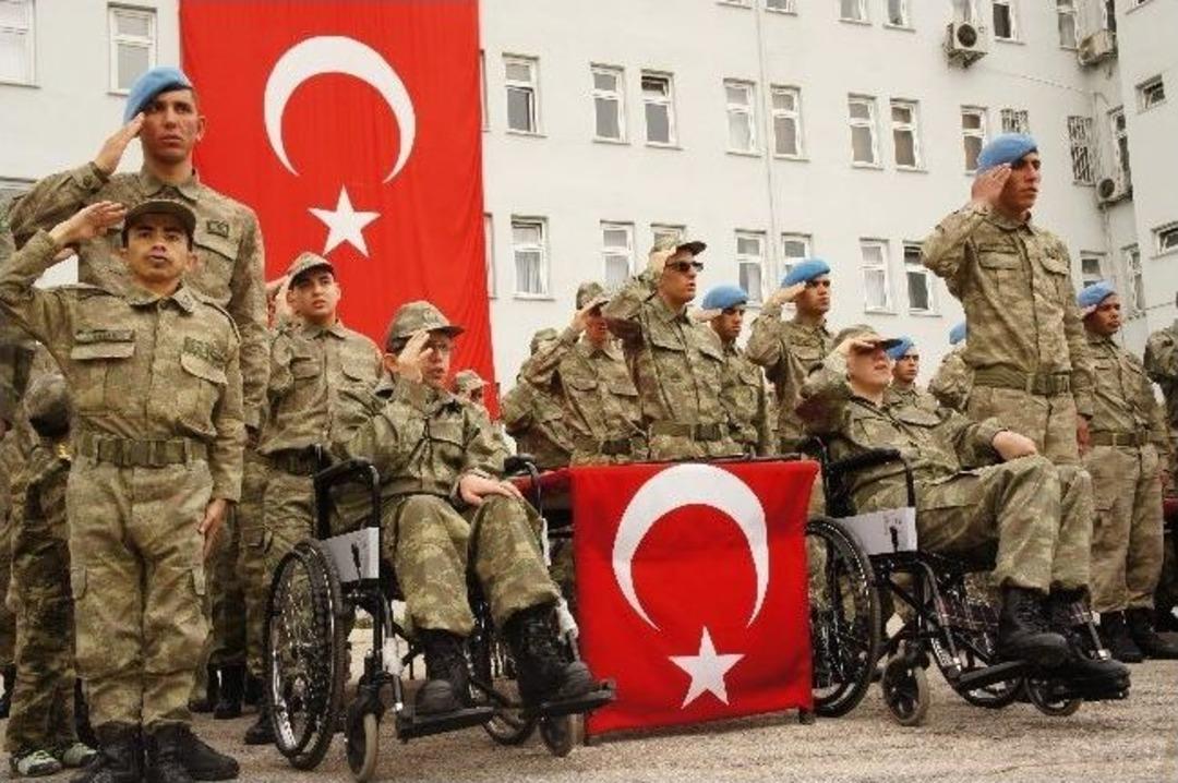 Engellilerin &ldquo;sembolik Askerlik&rdquo; Heyecanı