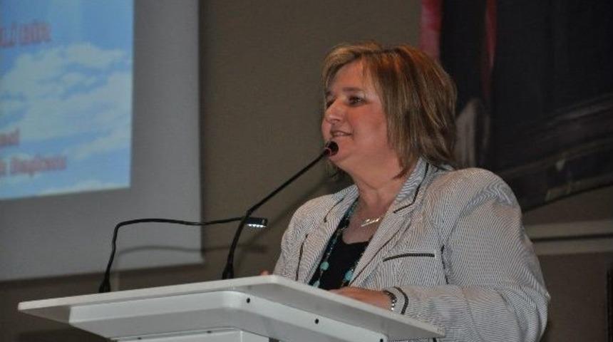 Ko&ccedil;: "temel Sağlık Hizmetlerinin Başarısı Hemşirelere Bağlı"