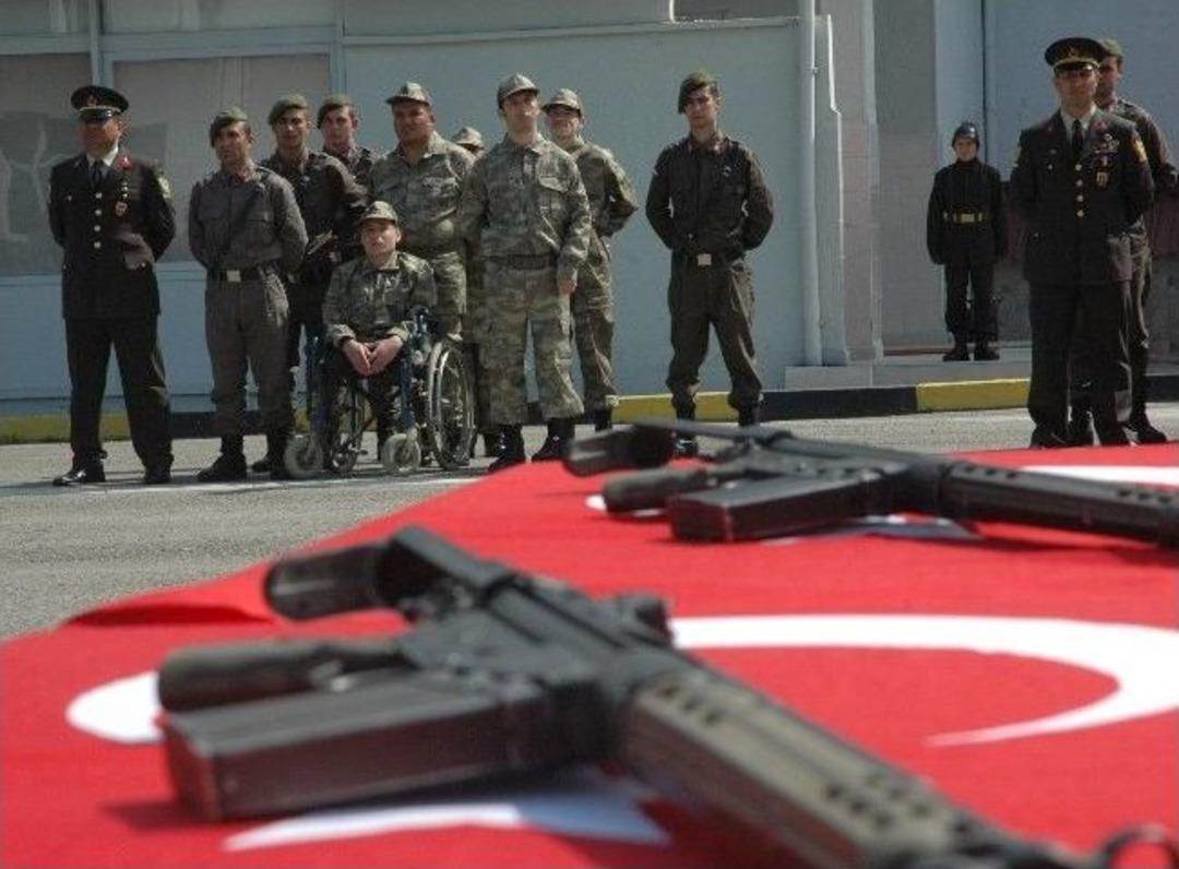 Giresun&rsquo;da 21 Engelli Yemin Ederek Asker Oldu