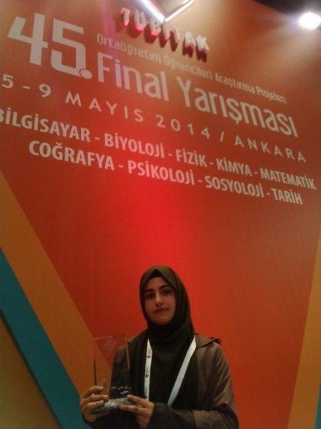 Karasu Anadolu Öğretmen Lisesi Türkiye Birincisi Oldu