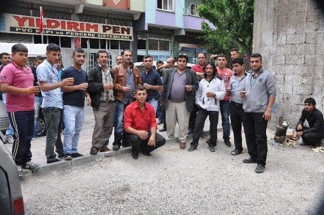 Mahalle Sakinlerinden İlginç Protesto