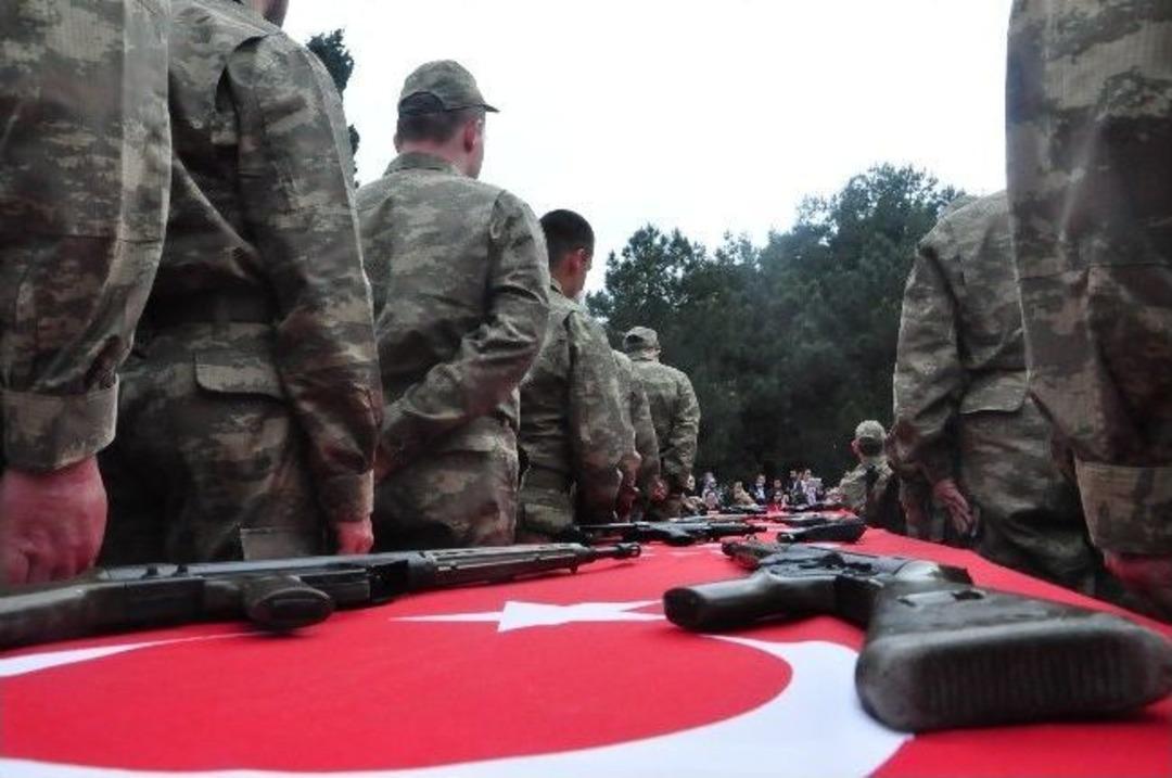 Tekirdağ'da Engelli Gen&ccedil;ler 1 G&uuml;nl&uuml;k Asker Oldu