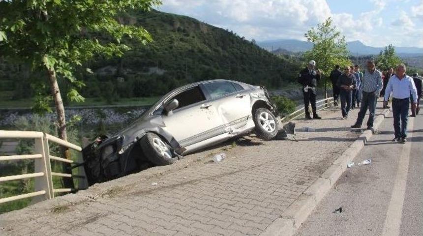 Karab&uuml;k&rsquo;te Trafik Kazası: 1 Yaralı