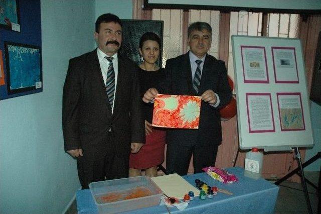 Minik Öğrencilerden 140 Eserlik Ebru Sergisi