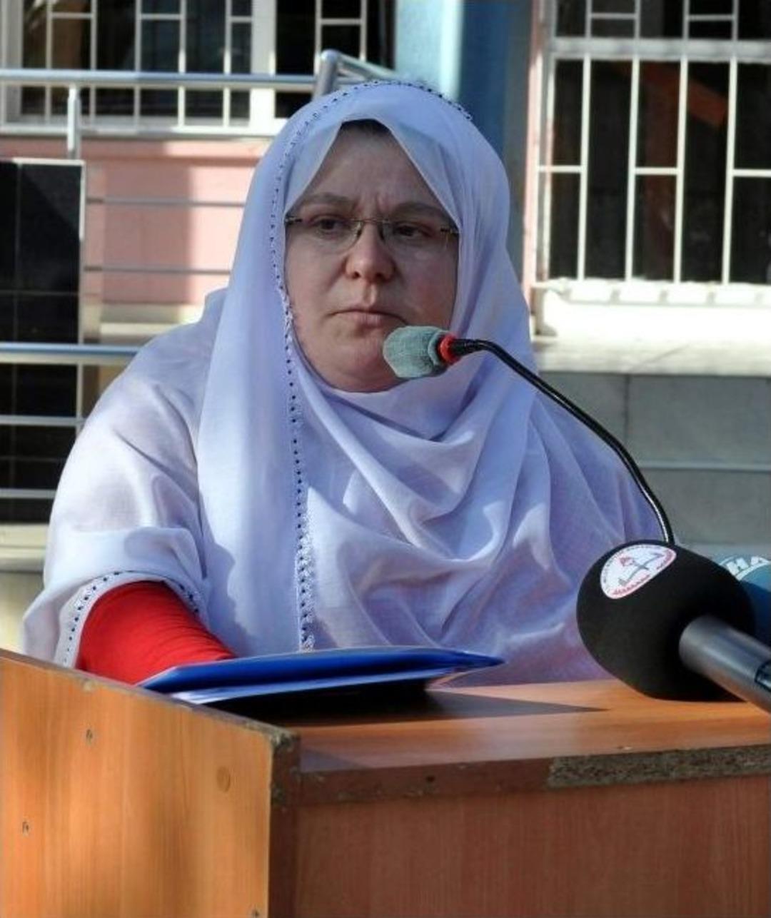 Bakan Avcı, Mihalgazi İl&ccedil;esinde &ldquo;t&uuml;bitak4006 Bilim Fuarı&rdquo;nı Gezdi