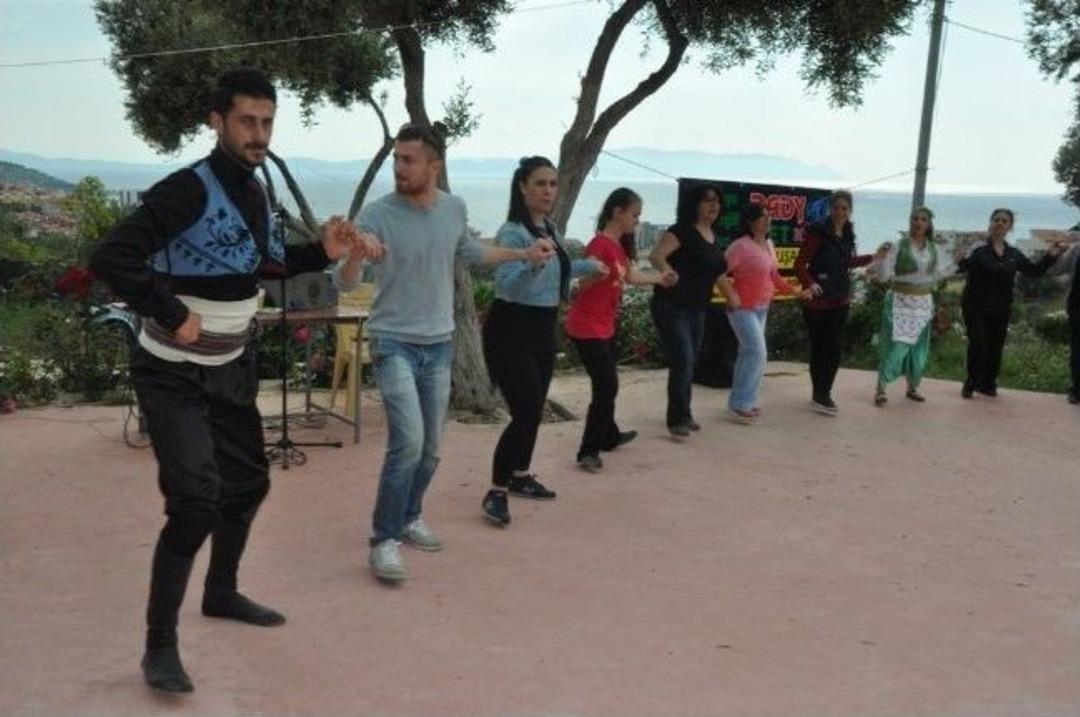 Kuşadası&rsquo;nda Yaşayan Bozdoğanlılar Piknikte Buluştu