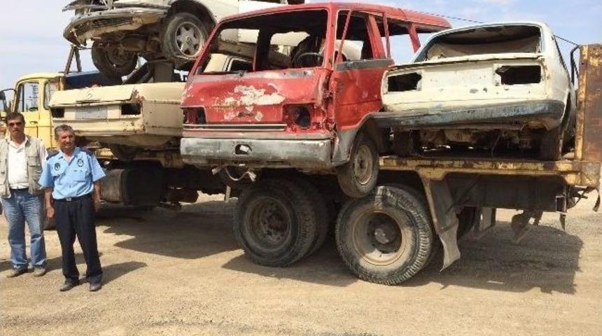 Hurda Ara&ccedil;lar Kent Merkezinden Kaldırılıyor