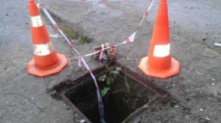 Hırsızlar Logar Kapaklarını &Ccedil;aldı