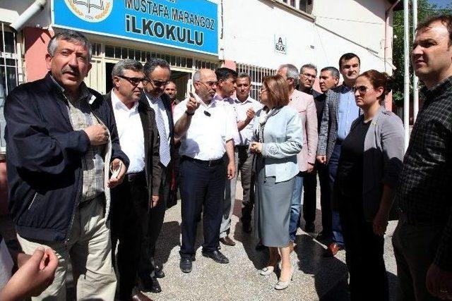 Büyükşehir Belediyesi Okulların İhtiyaçlarına El Atıyor