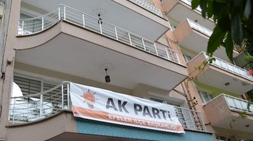 Efeler Ak Parti Yeni Hizmet Binasına Taşındı