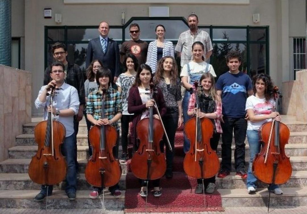 &Ccedil;&uuml; &Ouml;ğrencilerine &ldquo;master Class&rdquo; Eğitimi