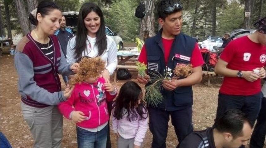Annelere Doğa Y&uuml;r&uuml;y&uuml;ş&uuml; Ve Kampı