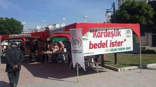 İnsanı Yardım Vakfından ‘kardeşlik Bedel İster’ Kermesi 2