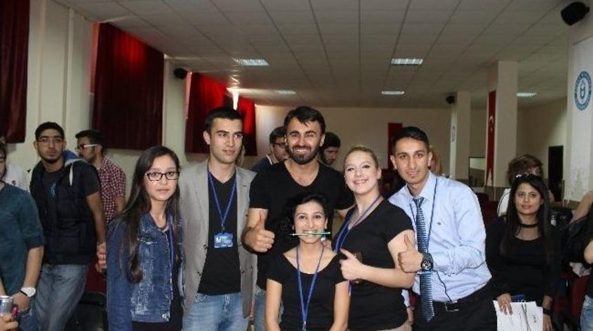 Kariyer G&uuml;nlerine &lsquo;b&uuml;nyamin G&uuml;lmez&rsquo; Konuk Oldu